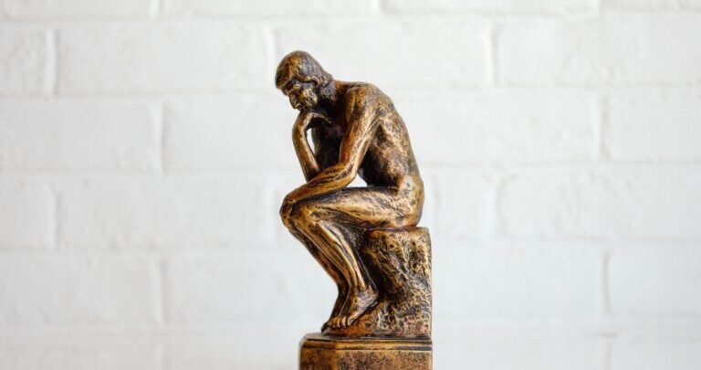 考える力を育てるために必要な「知的な躓き」とは